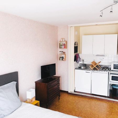 Appartamento Paisible studio avec agréable loggia et vue dégagée Aix-les-Bains Esterno foto